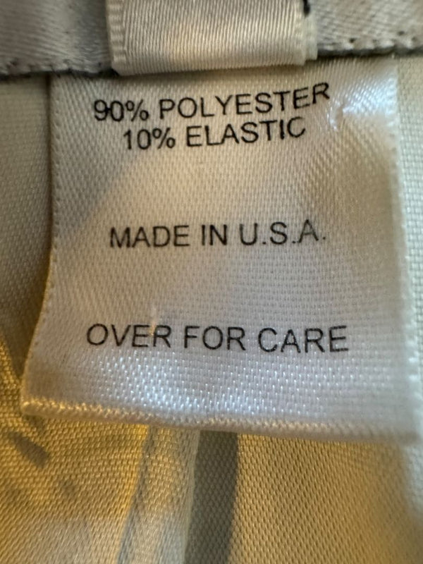 Oscar by Oscar de la Renta Greyish-White Two-Piece Suit – Size 12