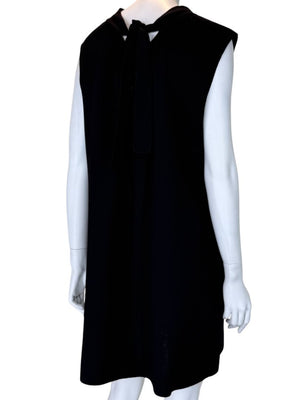 Pamella Roland Black Sleeveless Shift Dress with Back Bow Detail – Large