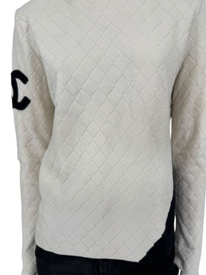 Chanel Ivory Quilted CC Logo Sweater – Size 42 (FR)