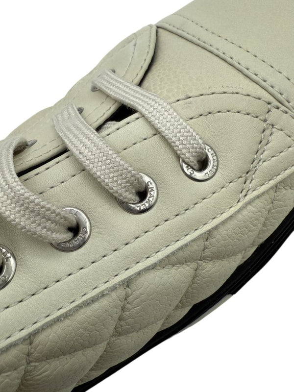 CHANEL Caviar Quilted CC Sneakers in Dark White – Size 40 BNIB