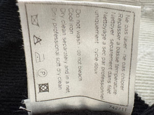 Chanel Ivory Quilted CC Logo Sweater – Size 42 (FR)