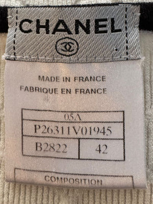 Chanel Ivory Quilted CC Logo Sweater – Size 42 (FR)