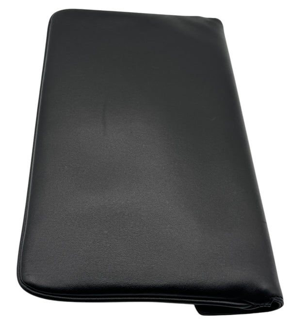 Gucci Rajah Leather Clutch in Black