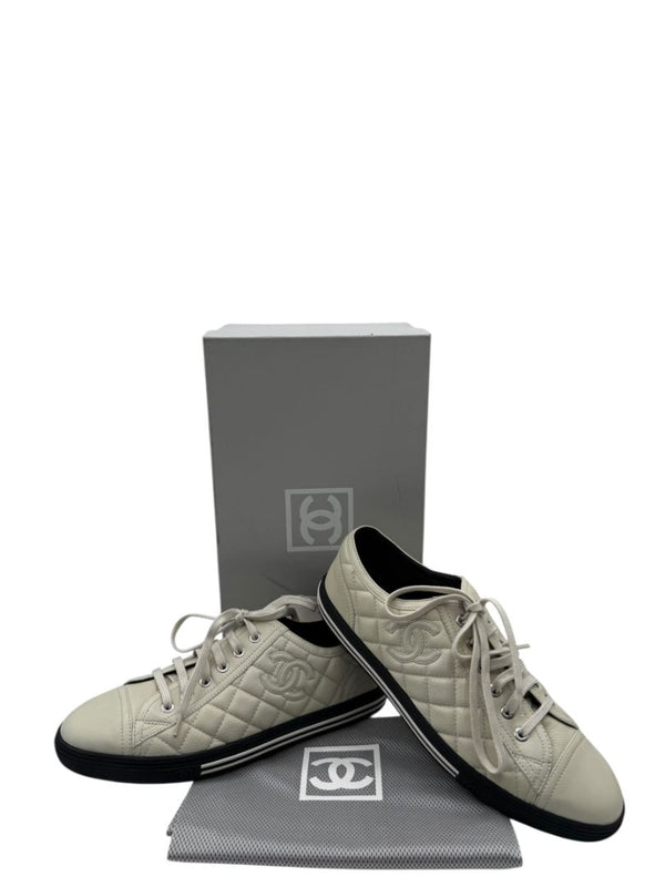 CHANEL Caviar Quilted CC Sneakers in Dark White – Size 40 BNIB