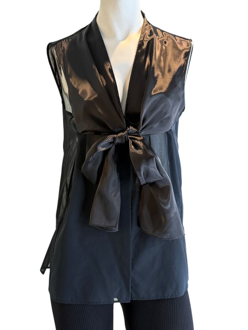 Akris Bergdorf Goodman Black Sleeveless Sheer Silk & Cotton Tie-Front Blouse – Size 10