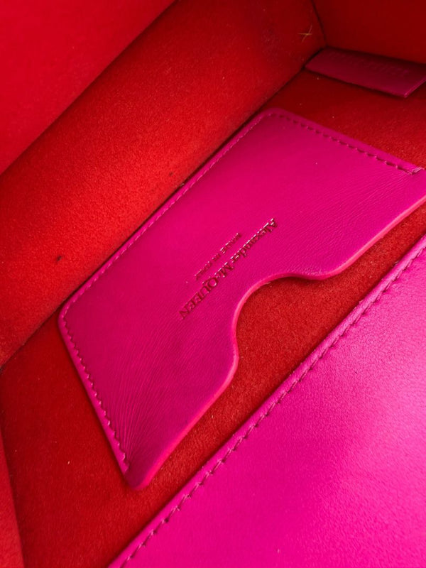 Alexander McQueen Women’s Fuchsia Pink Leather Knuckle Clutch Shoulder Bag