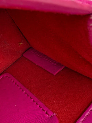 Alexander McQueen Women’s Fuchsia Pink Leather Knuckle Clutch Shoulder Bag