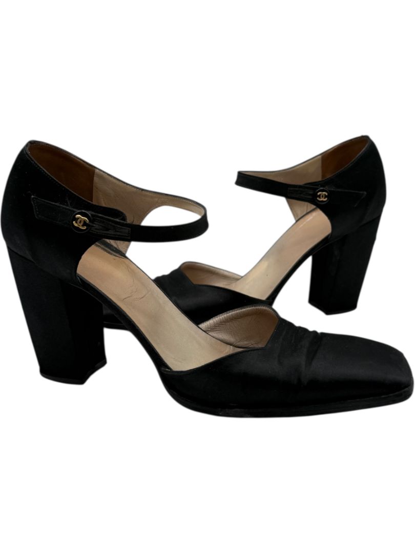 Chanel Black Satin Mary Jane Pumps with Gold CC Button – Size 40 (US 10)