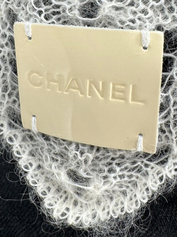 Chanel Ivory Mohair Lace Sleeveless Top – Size 42 (FR)