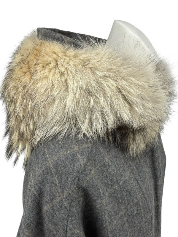 Pamella Roland Grey Wool Cape Style Jacket with Fur Trim Hood & Cuffs – Large