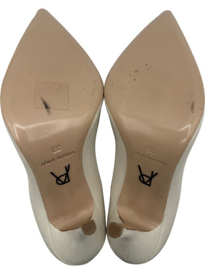Paul Andrew Ivory Leather Scallop Pumps - Size 39