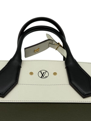 Louis Vuitton White/Green Leather City Steamer MM Bag