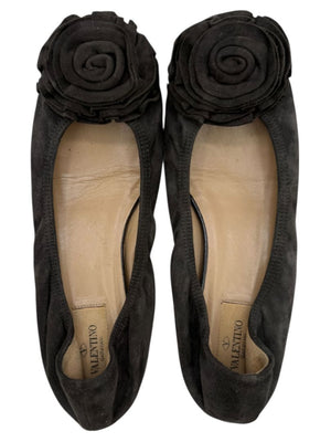 Valentino Garavani Gray Suede Rosette Ballet Flats – Size 36.5