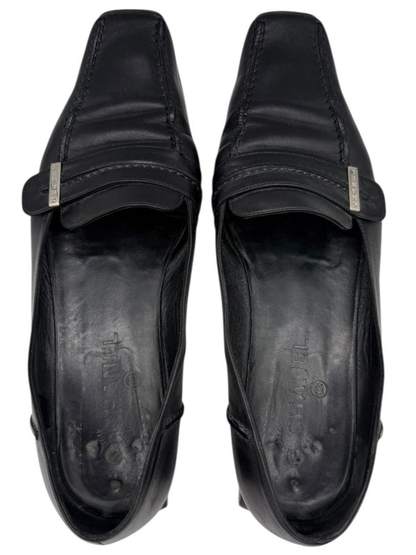 Chanel Black Leather Square-Toe Loafers – Size 41