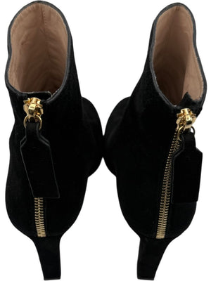 Stuart Weitzman Black Suede Round Toe Booties – Size 8.5M
