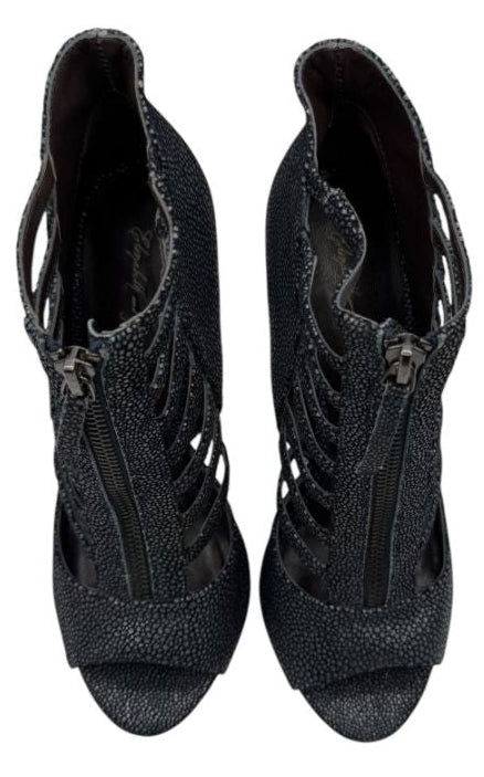 Elizabeth and James Textured Cutout Booties – Size 36.5 (New in Box)