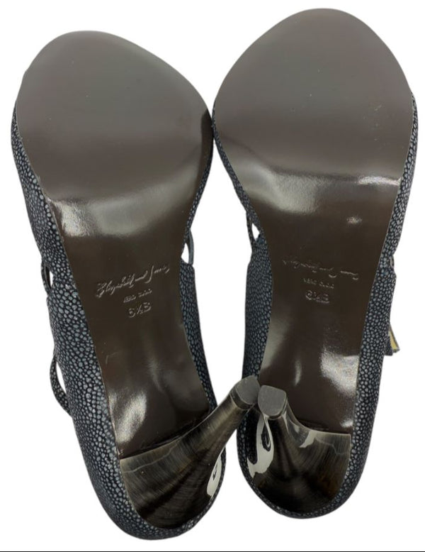 Elizabeth and James Textured Cutout Booties – Size 36.5 (New in Box)