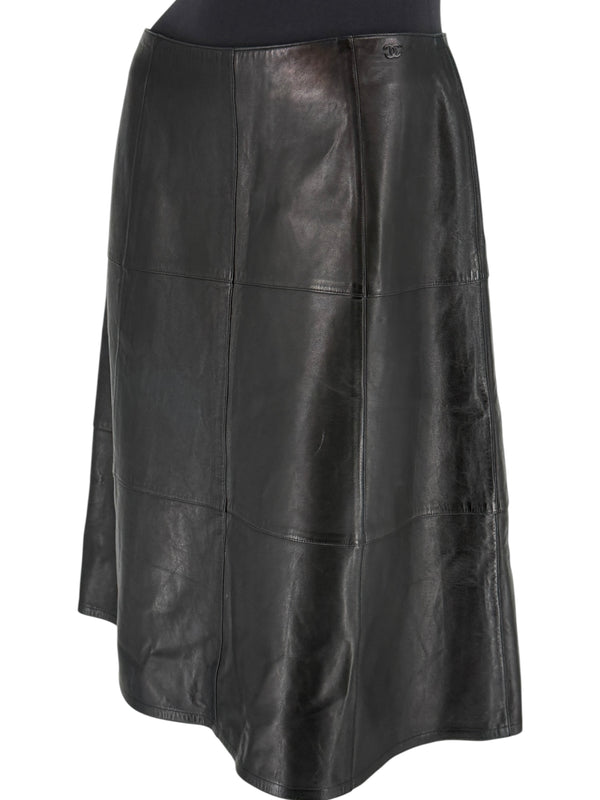 Chanel Black Lambskin Leather A-Line Skirt – Size 40 (FR)