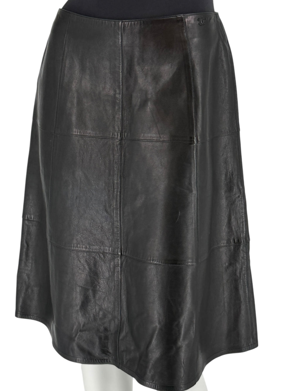 Chanel Black Lambskin Leather A-Line Skirt – Size 40 (FR)