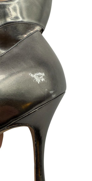 Manolo Blahnik Metallic Leather Heels – Size 41