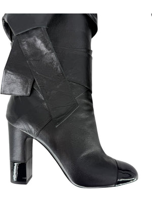 Chanel Black Leather & Patent Bow-Tie Boots – Size 39