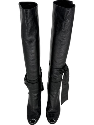 Chanel Black Leather & Patent Bow-Tie Boots – Size 39