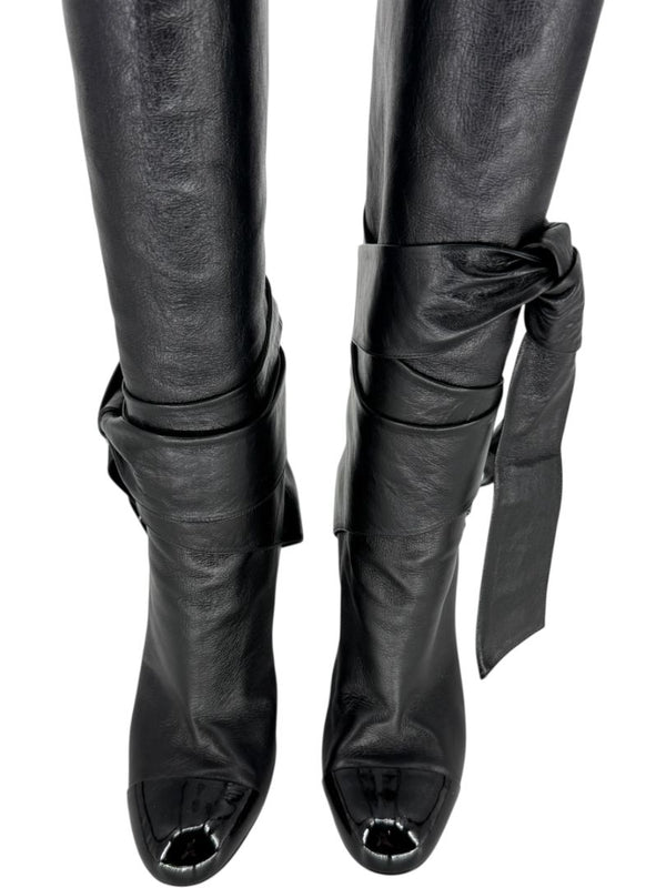 Chanel Black Leather & Patent Bow-Tie Boots – Size 39