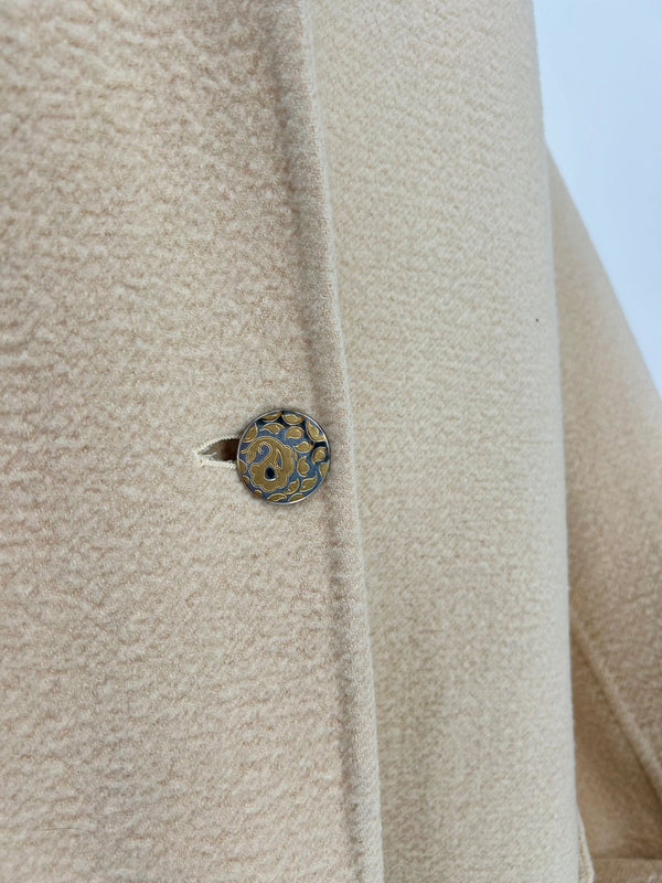 Celine Beige/Tan/Sand Double Faced Cashmere Oversized Boucle Notched Lapel One Button Coat/Jacket. Size 8