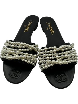Chanel Pre-Fall 2017 Interlocking CC Logo Slides *NEW*