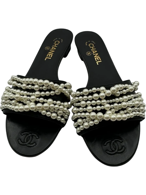 Chanel Pre-Fall 2017 Interlocking CC Logo Slides *NEW*