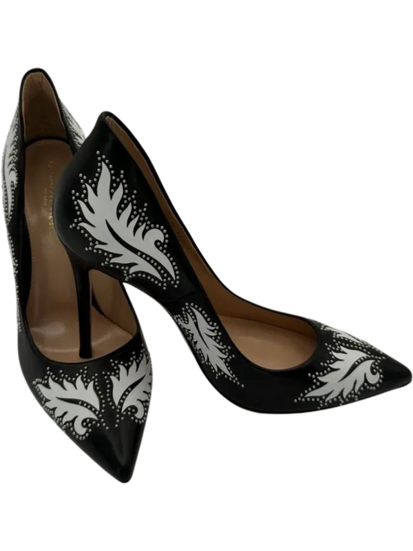 Gianvito Rossi Santa Fe Studded Pumps in Black Leather *NEW*